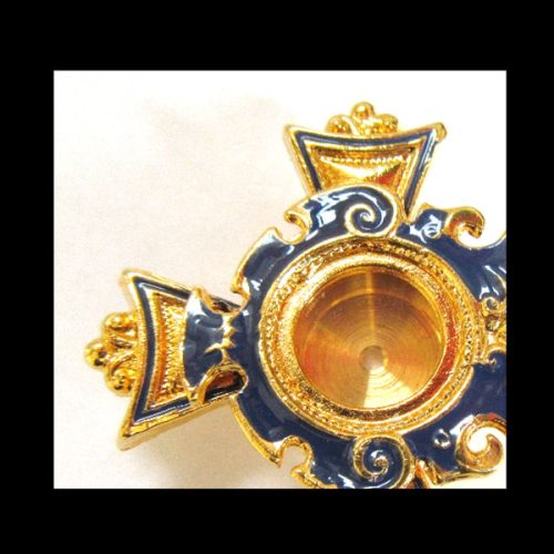 Blue-Maltese Cross Reliquary detail